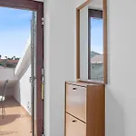 Вилла Maras With Yard, 400 M To The