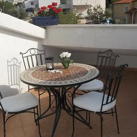 Maras With Yard, 400 M To The