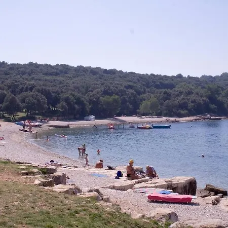 Villa Maras With Yard, 400 M To The
