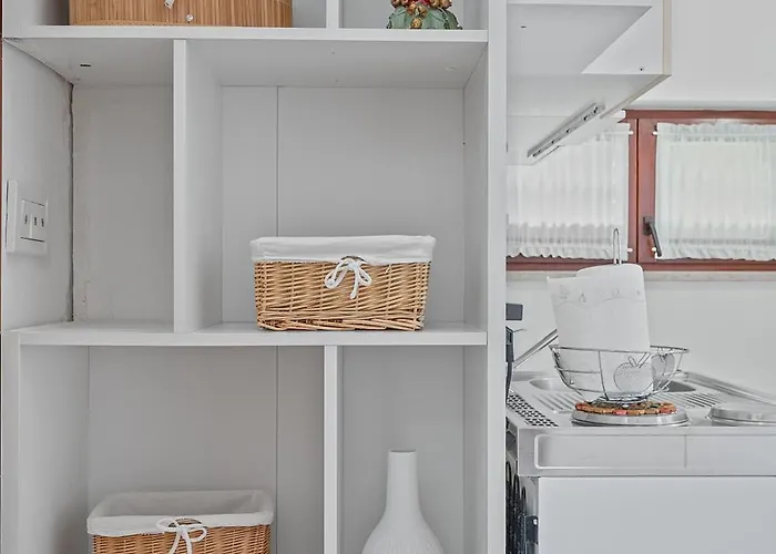 Vila Maras With Yard, 400 M To The *