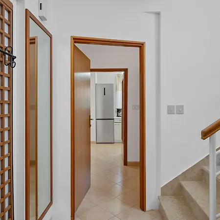 Maras With Yard, 400 M To The Villa *