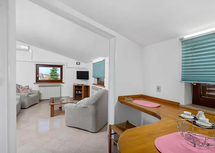 Maras With Yard, 400 M To The *